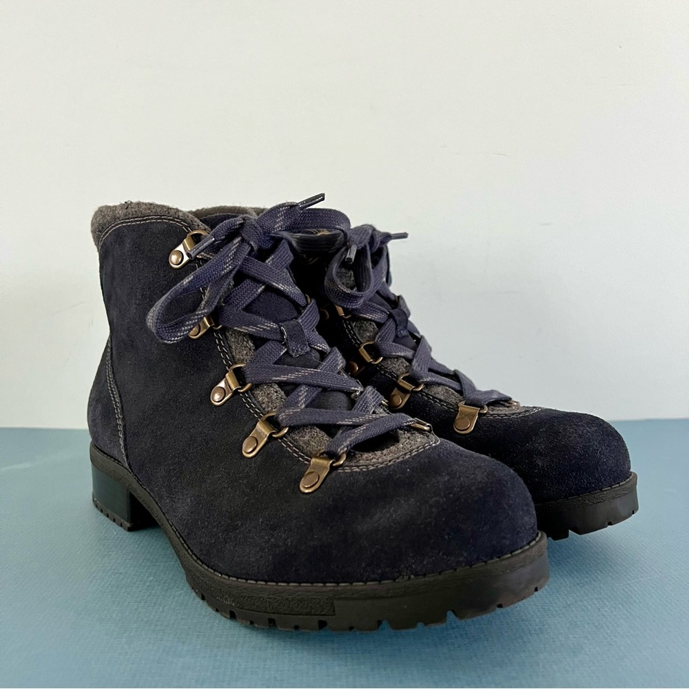 Clarks‎ Faralyn Alpha Navy Blue Suede Lace Up Hiking Ankle Boots